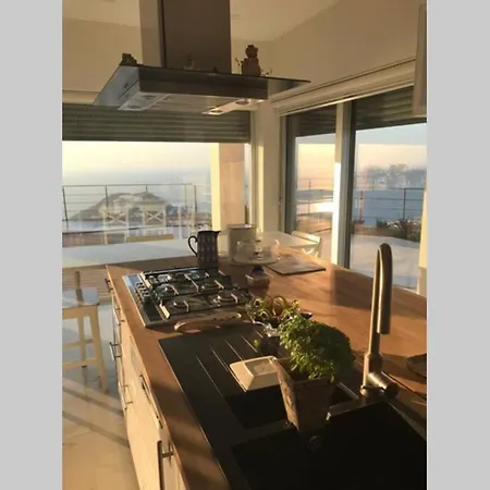 Magnificent In Yalikavak Villa *